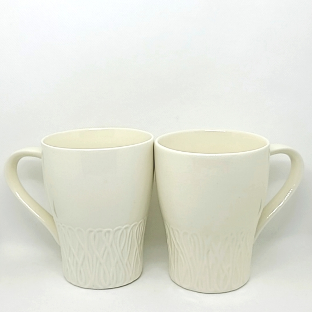 ☕️☕️TWO Beautiful Starbucks White Ribbon Coffee Tea Mugs MINT